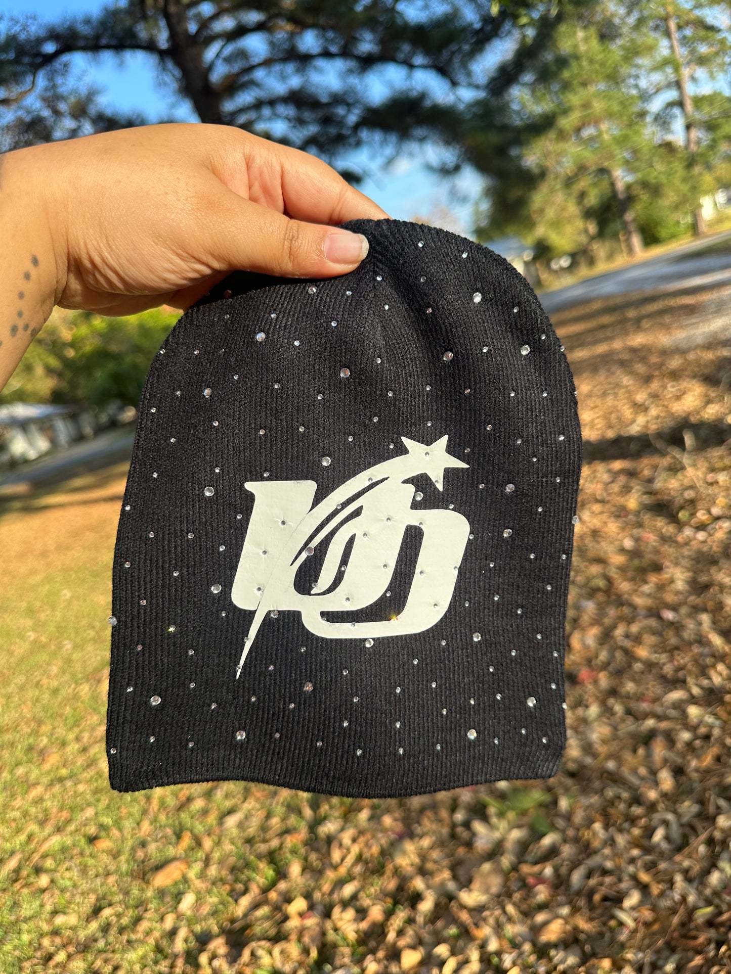 UO RHINESTONE BEANIE